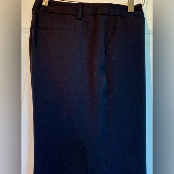 LN TALBOTS BARELY BOOT PANTS. SO COMFORTABLE BI-STRETCH FABRIC. 27” INSEAM. - Picture 3 of 7